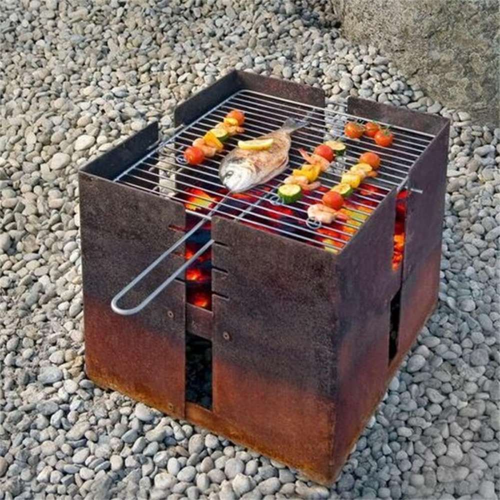 Bonfire BBQ Grill: image 4